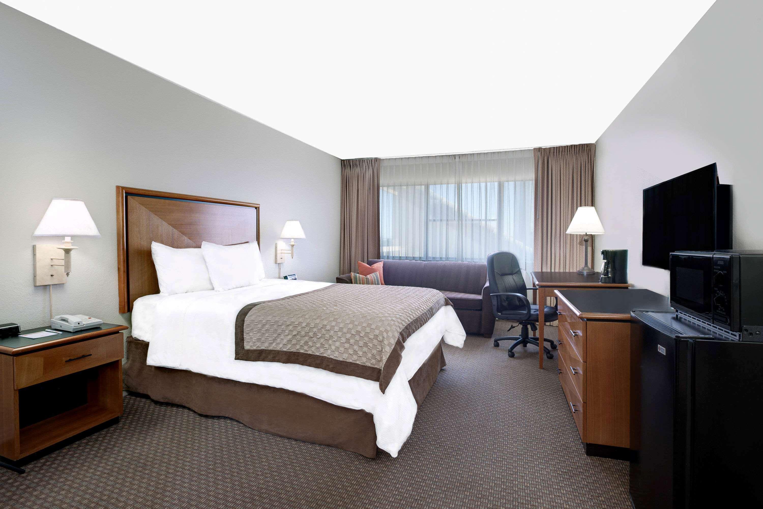 Value Suites Extended Stay - Arlington Exteriér fotografie